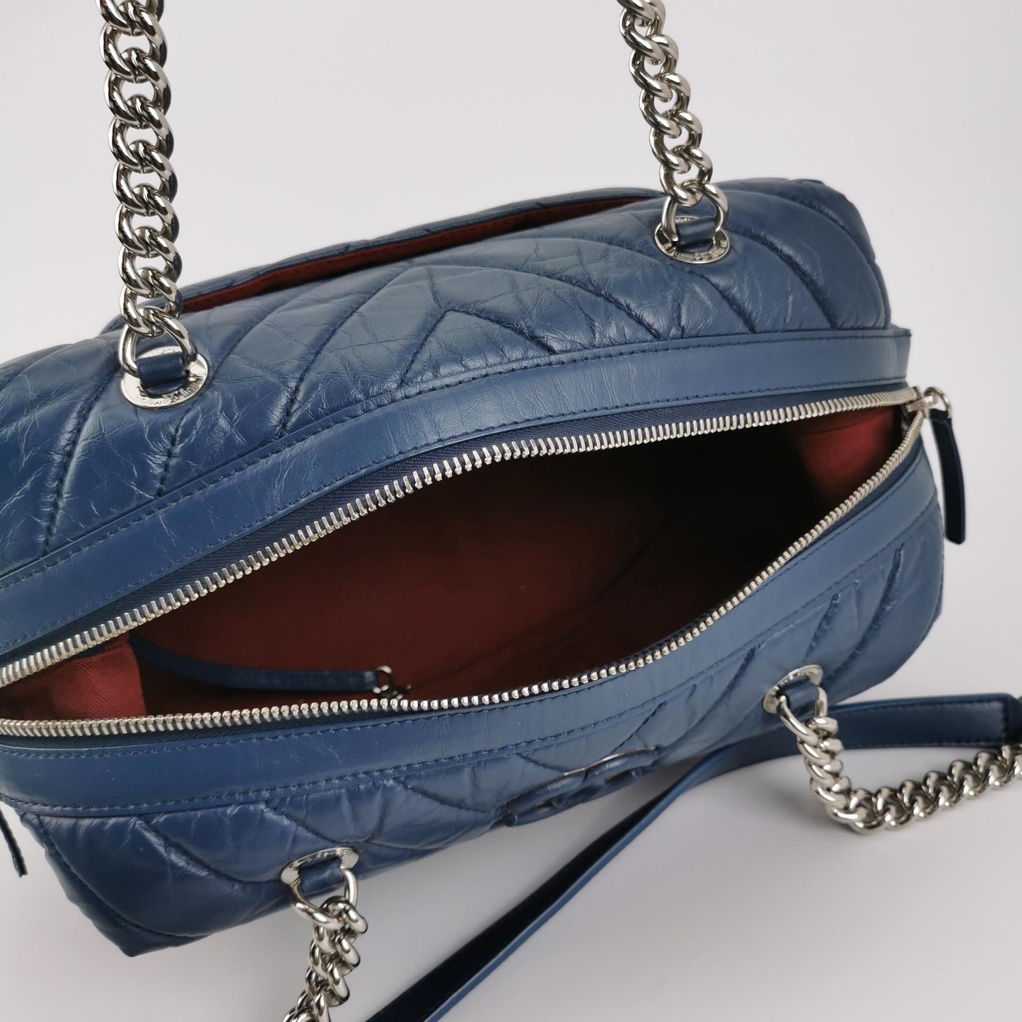 Chanel Quilted V-Pattern Double C Logo Zip Shoulder Bag 250208781054501