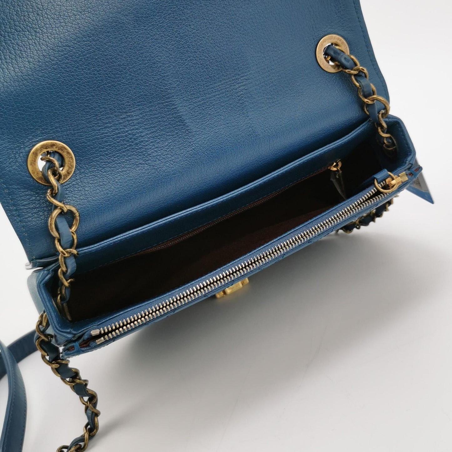 Chanel Calfskin and Lambskin Solid Double C Flap Shoulder Bag 250113781023828