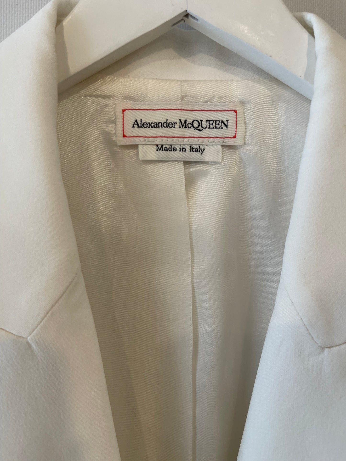 Alexander McQueen White Blazer Jacket and Matching Tro rs Set with White Button Details Size IT 42/44 (UK 10/12)