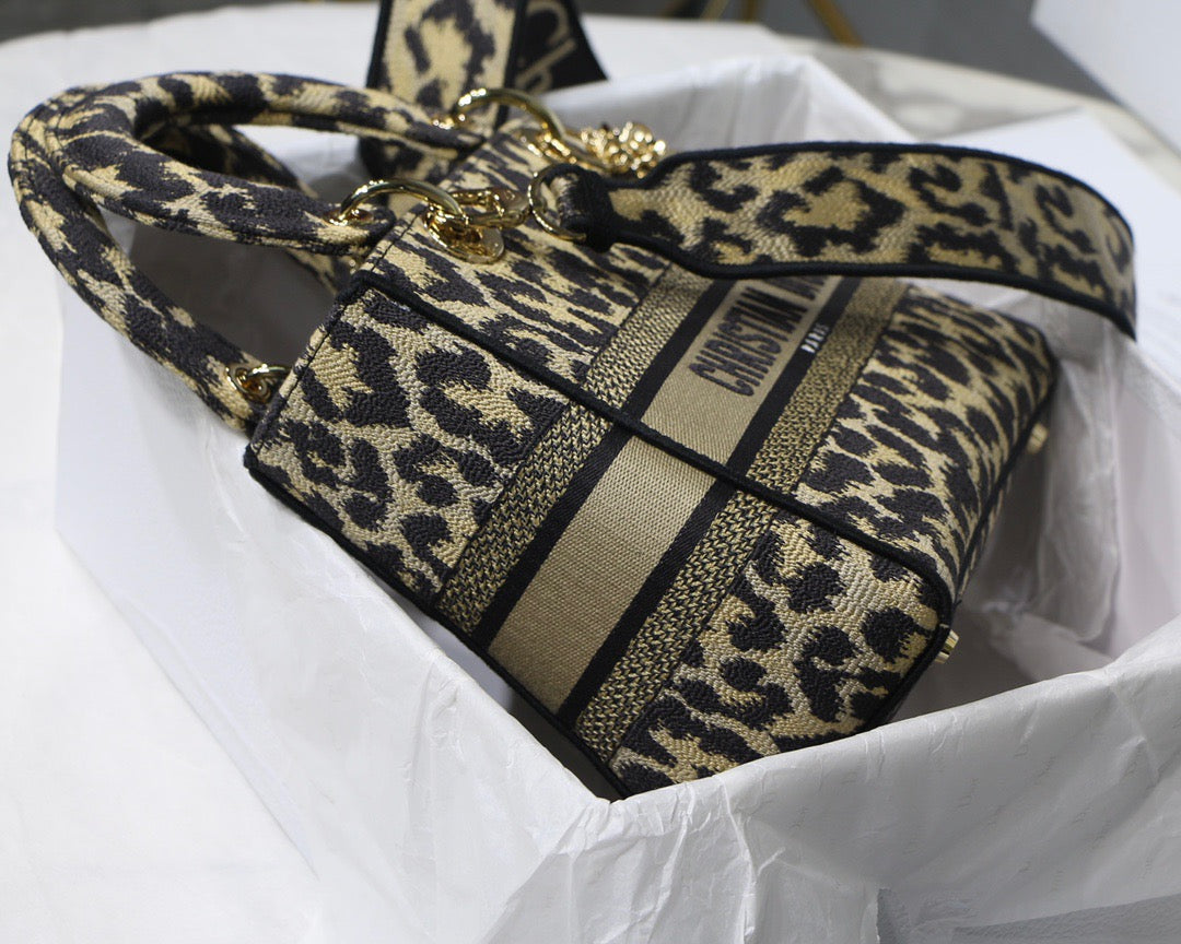 Top Quality MeTop Qualityum Lady D-Lite Bag Black Gold, For Women, Womens Handbags 24cm/9.5in CD M0565ORTop Quality_M918