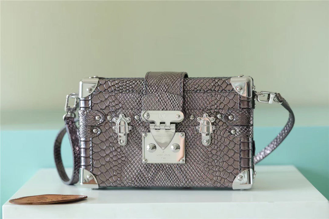 Top Quality Petite Malle High Shiny Alligator By Nicolas Ghesquiere SiTop Qualityer For Women,  Shoulder And Crossbody Bags 7.9in/20cm Top Quality 