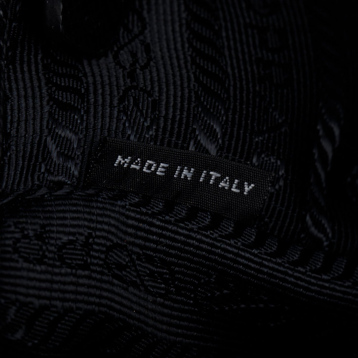 Prada Black Saffiano Lux Medium Double Zip Galleria Tote