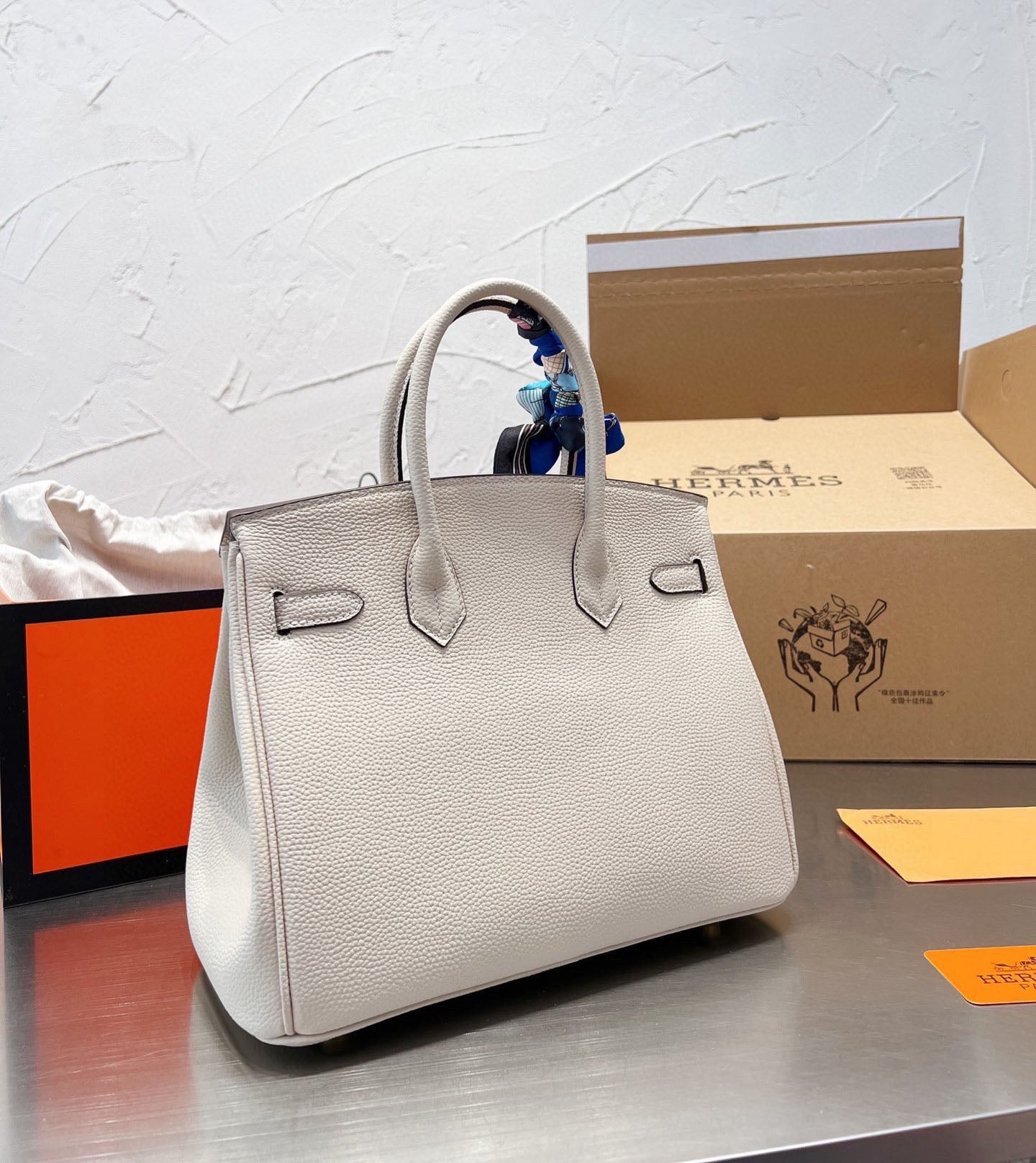 EN - New 1:1 rep  Bags HM 132