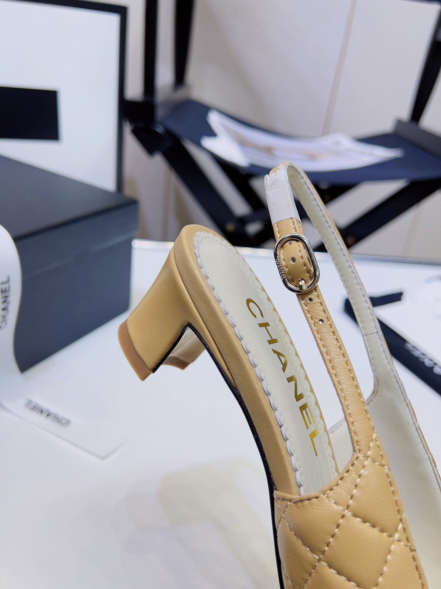 New 1:1 rep CHL High Heel Shoes 018