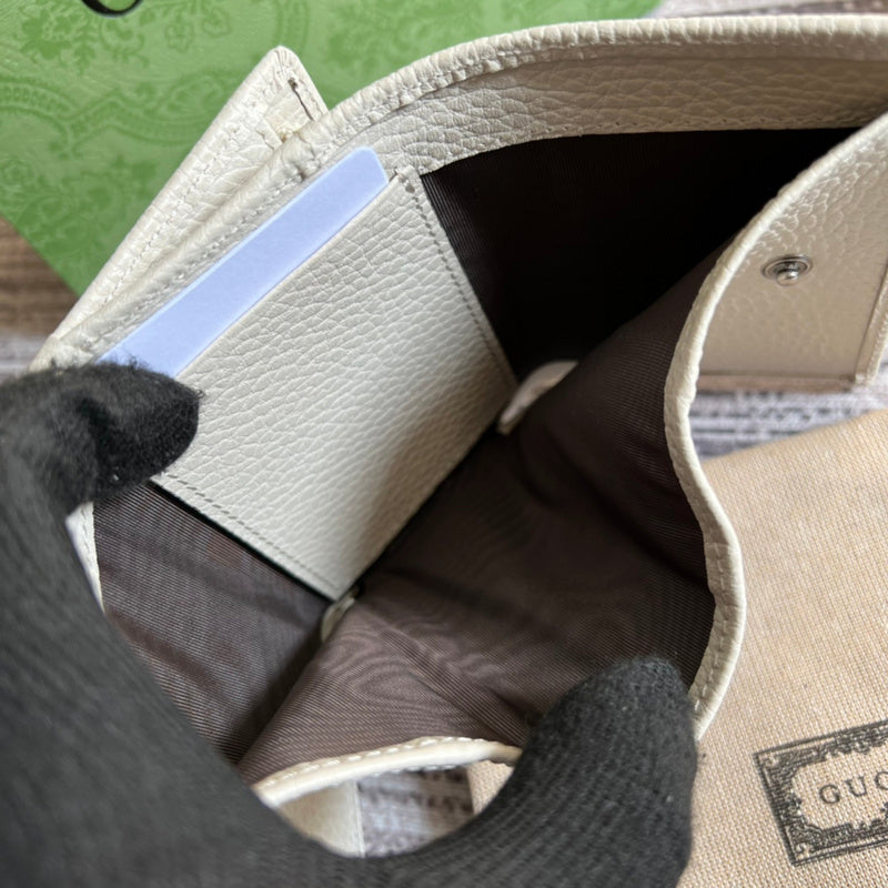 Top Quality -  Bags - 675