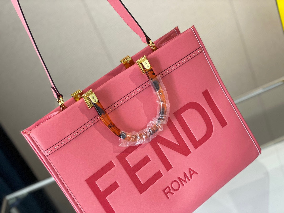 EN - New 1:1 rep Lux Bags FEI 266