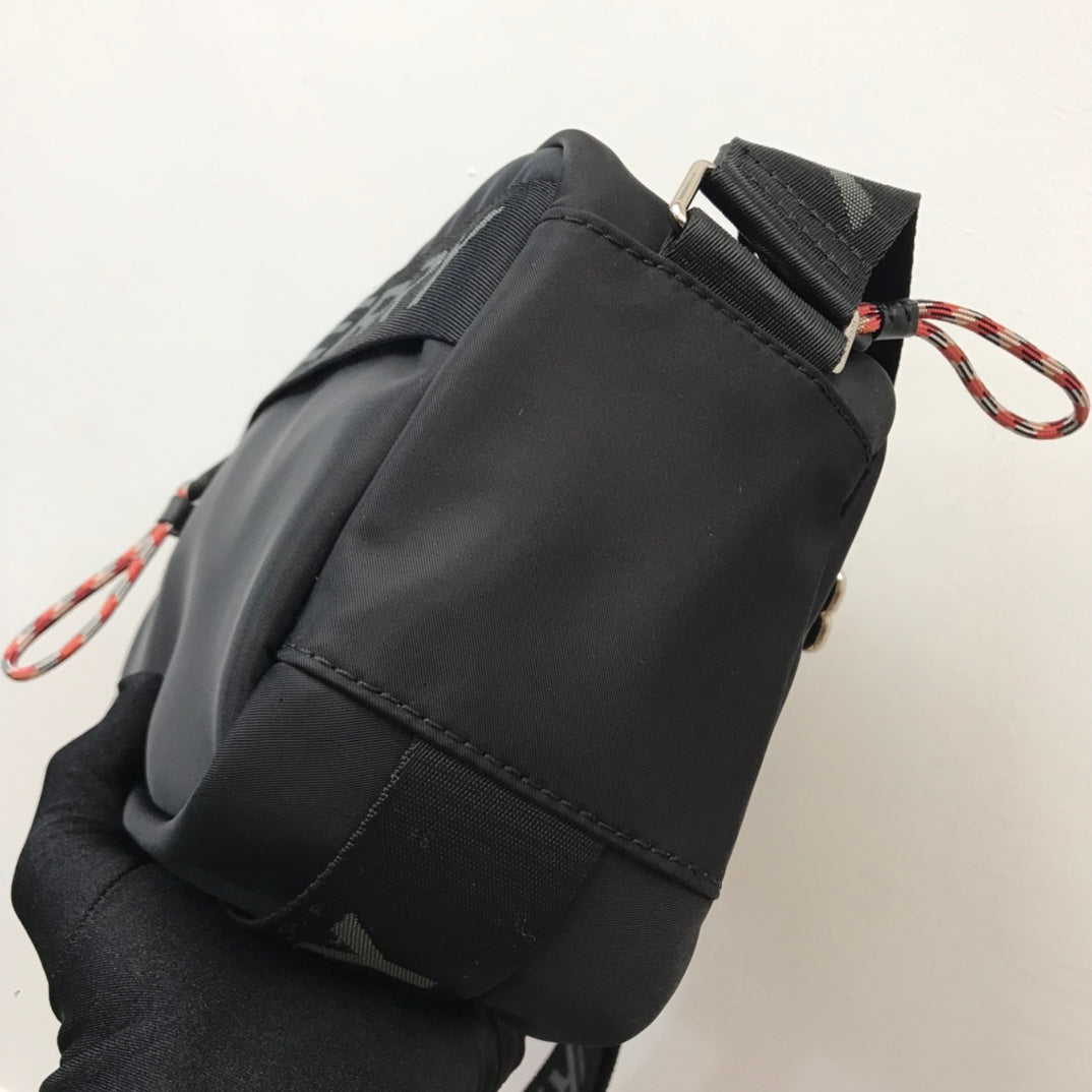 Top Quality Logo Detail Nylon Crossbody Bag Black For Men, Bags 8.7in/22cm