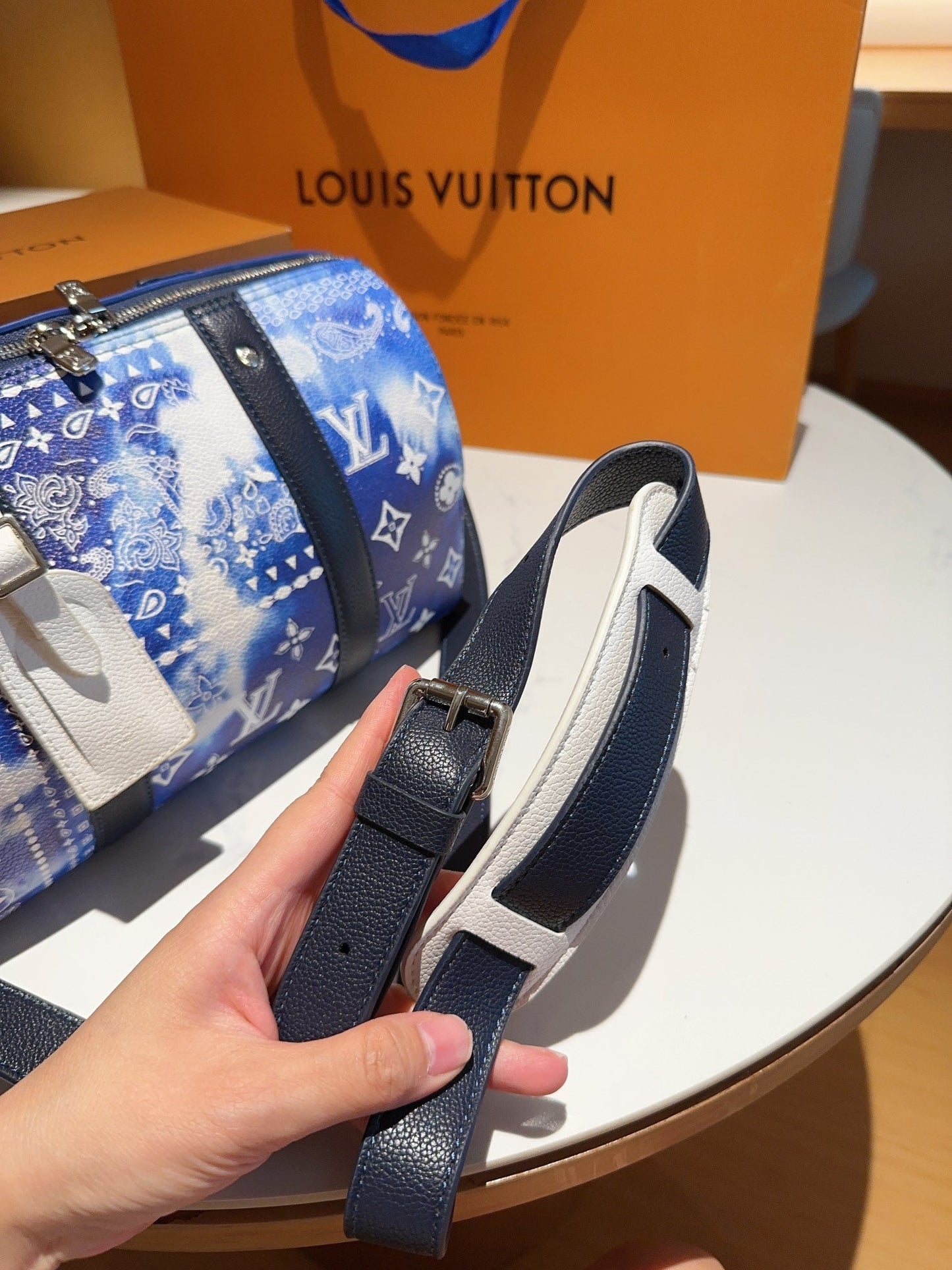 New 1:1 rep Lux Bags LUV 898