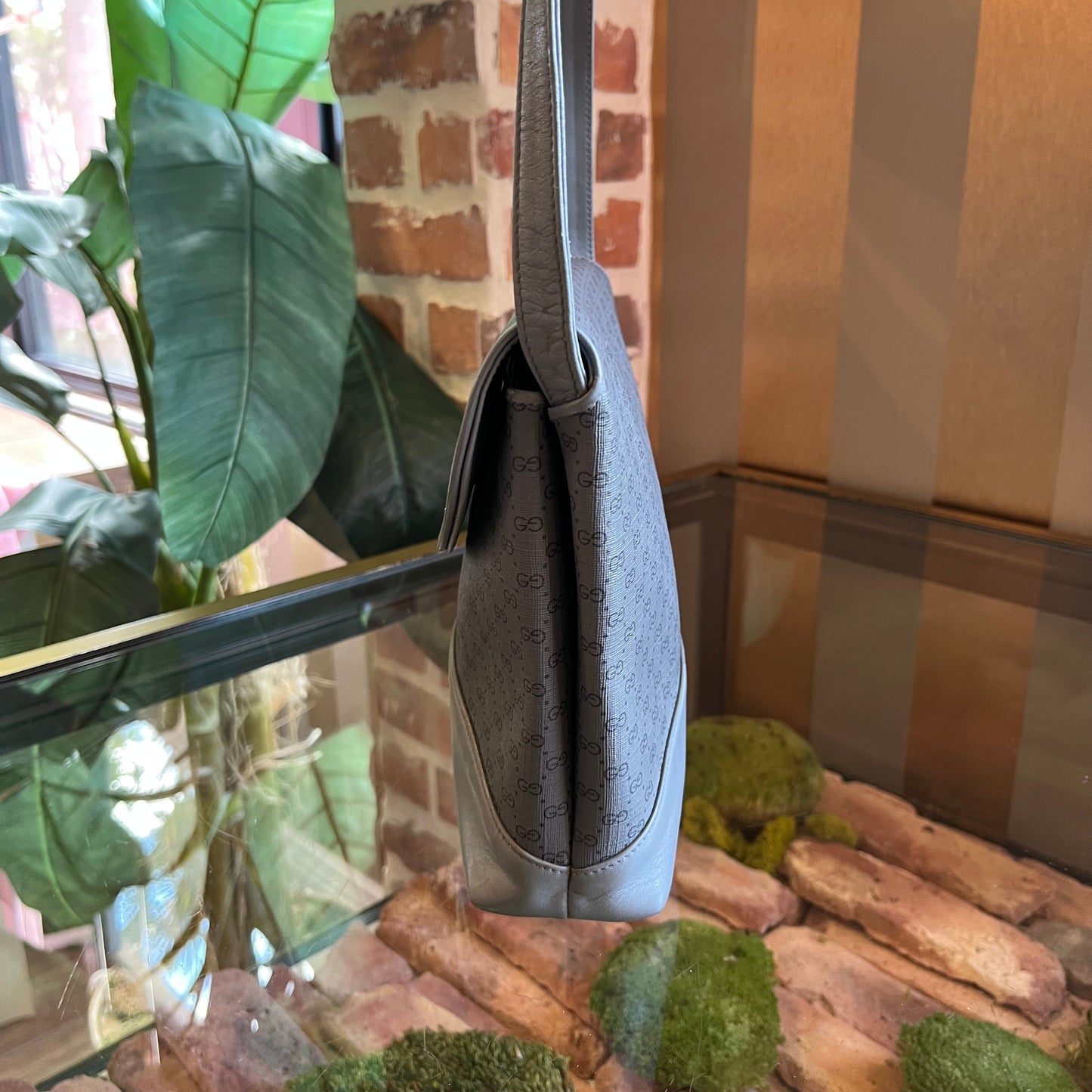 GUCCI   Gray Crossbody