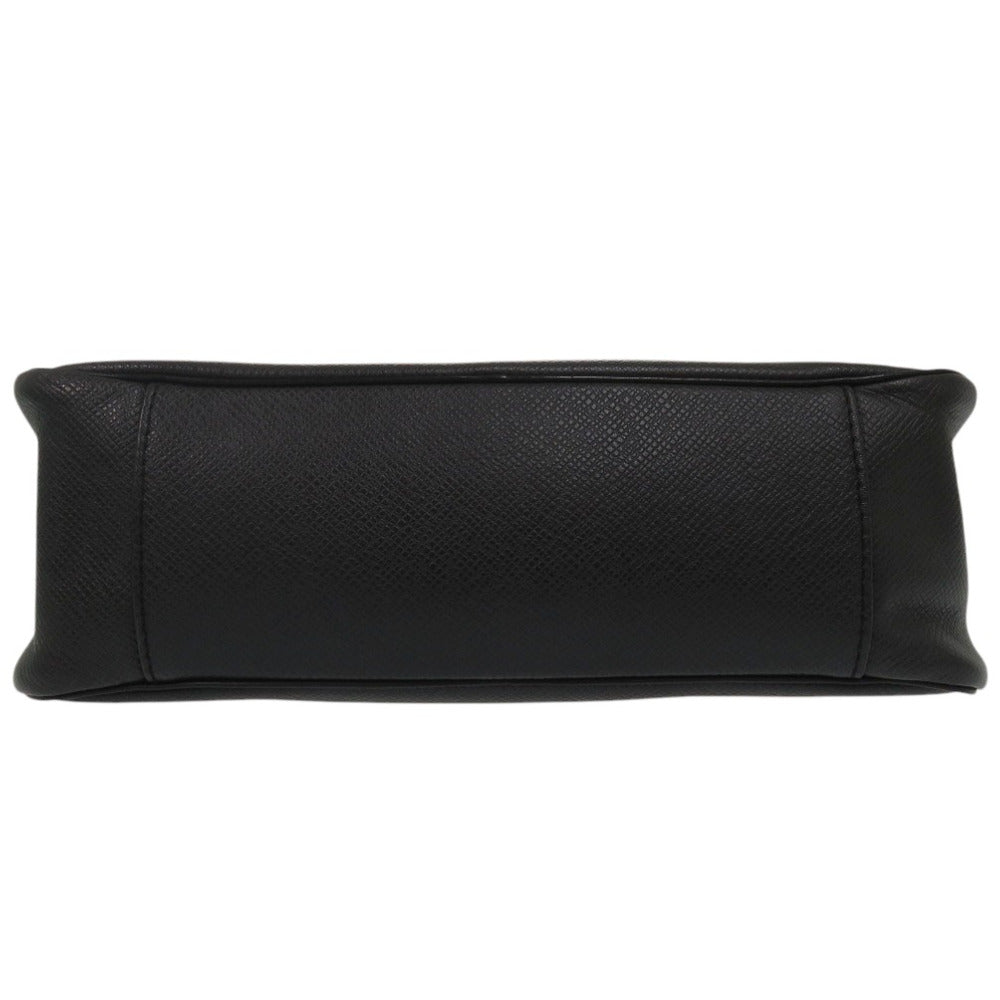LOUIS VUITTON business bag M30212 Taiga black Taiga True Toilet Ardoise business bag pouch mens