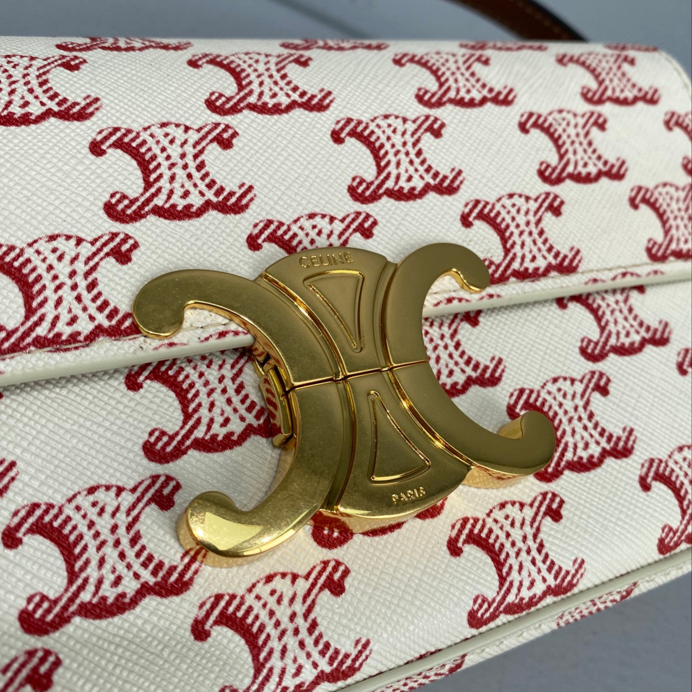 Top Quality Triomphe Shoulder Bag In Triomphe CanvasÂ  Red For Women 8in/20cm 194142CUZ.27ED
