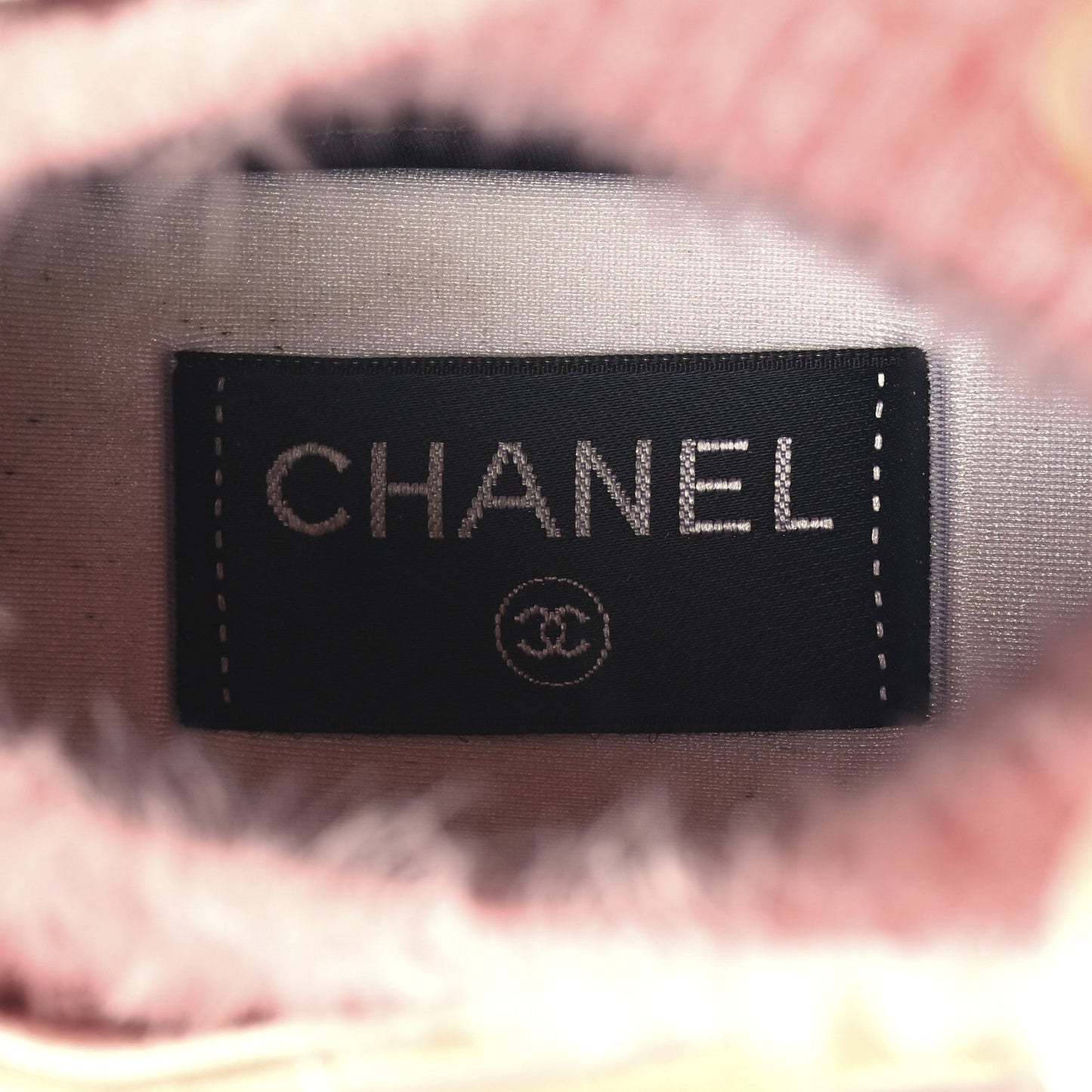 Chanel Suede Calfskin Stretch Fabric CC Sneakers 41 Pink