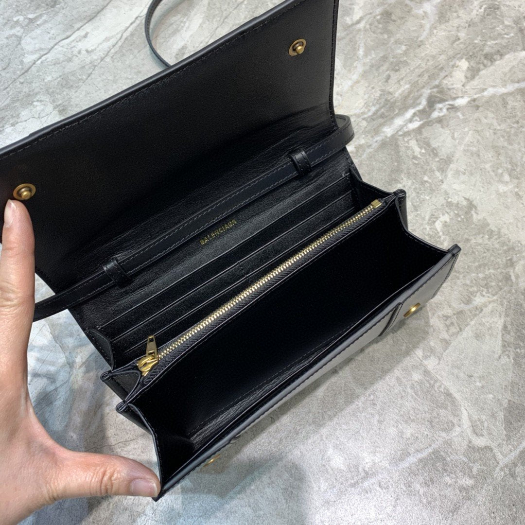 Top Quality Hourglass Wallet Bag In Black, For Women,  Bags 8in/20cm