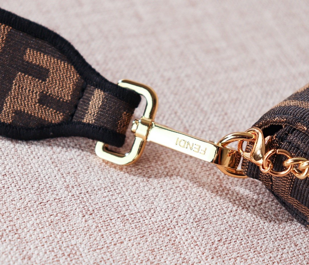 EN - New 1:1 rep  Bags FEI 068