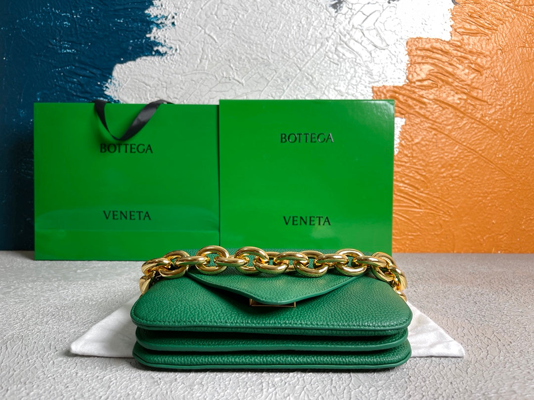 Top Quality Mount Green, For Women, Women’s Bags 8.3in/21cm 667399V12M03113