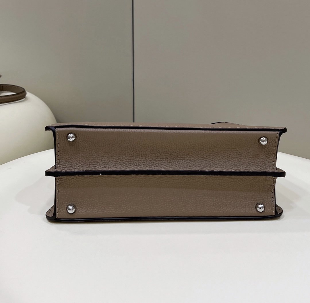 FI Top Quality ISeeU MeTop Qualityum Brown For Women, Handbags, Shoulder Bags 13.1in/33.5cm FF