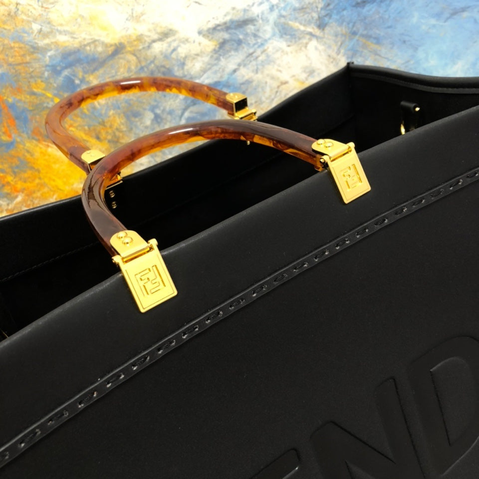 EN - New 1:1 rep Lux Bags FEI 260