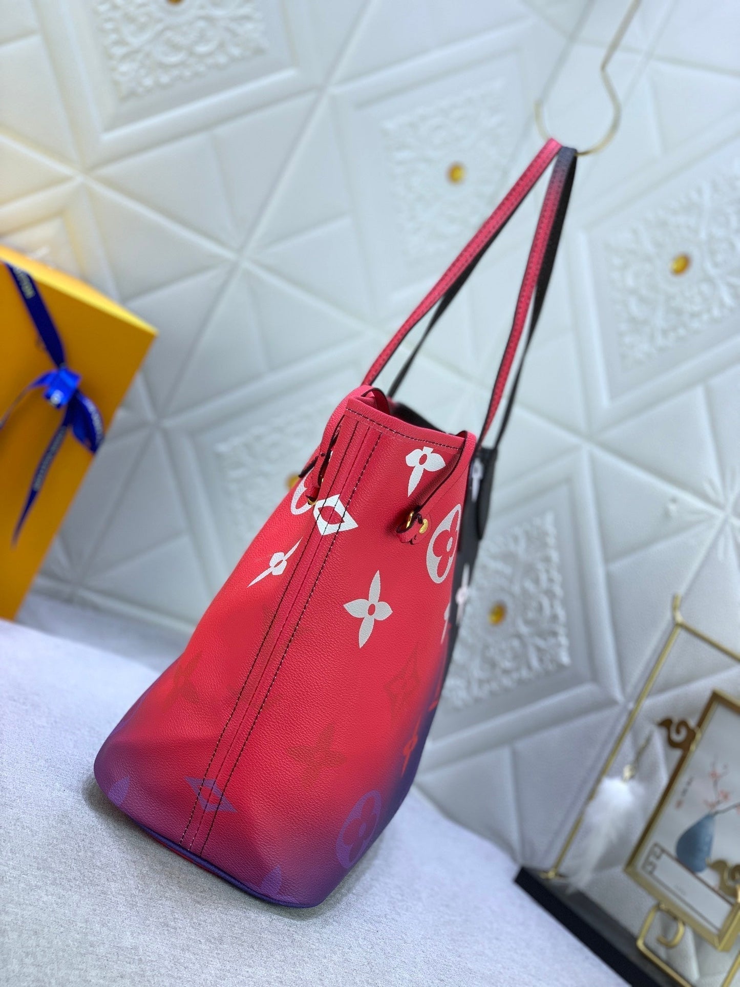 EN - New 1:1 rep Bag LUV 649