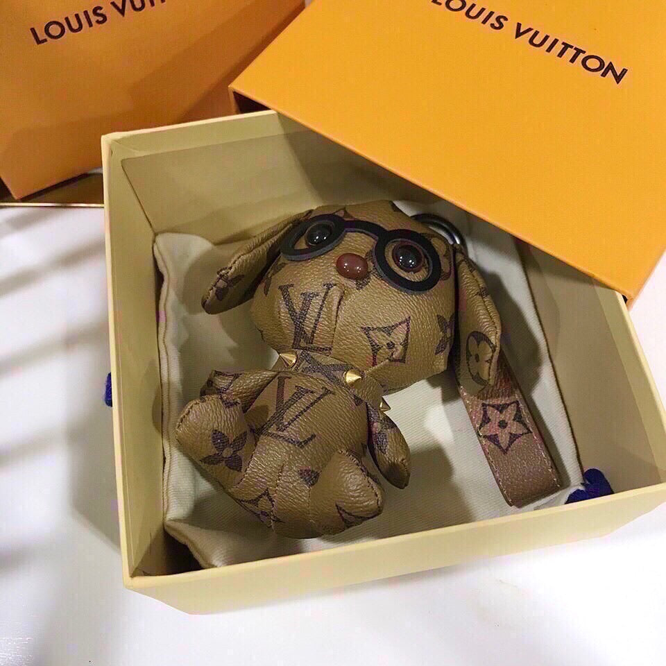 EN - Lux Keychains LUV 047