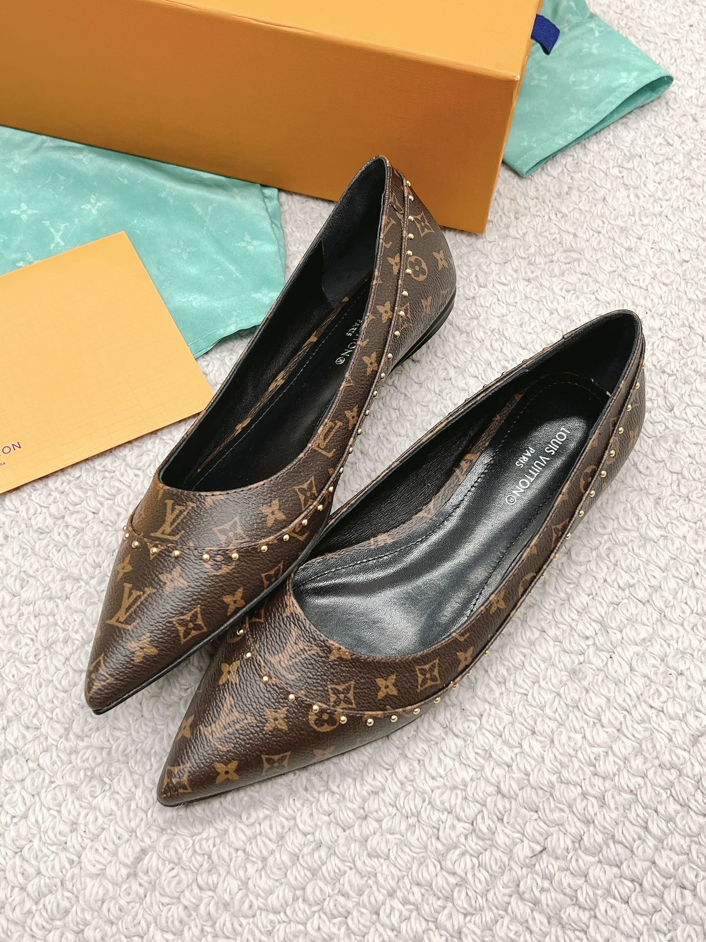 New 1:1 rep LUV High Heel Shoes 043