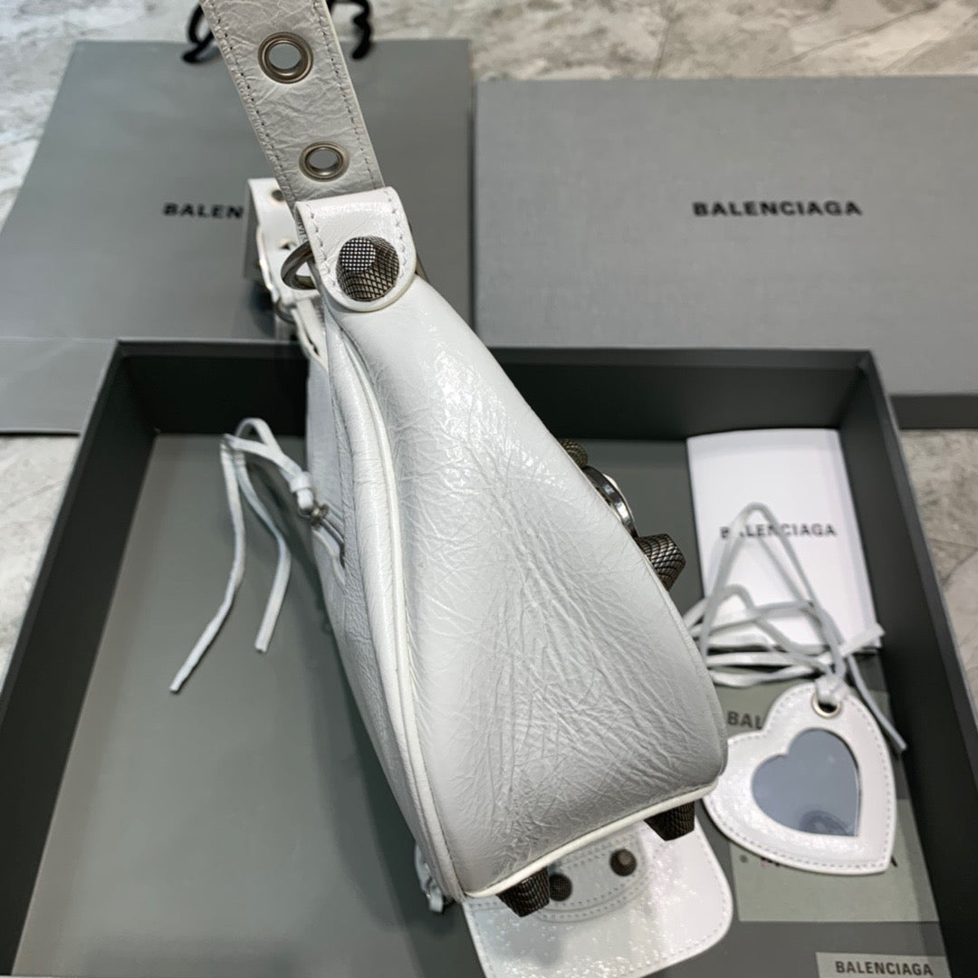 Top Quality Le Cagole XS Shoulder Bag In White, For Women,  Bags 13in/33cm