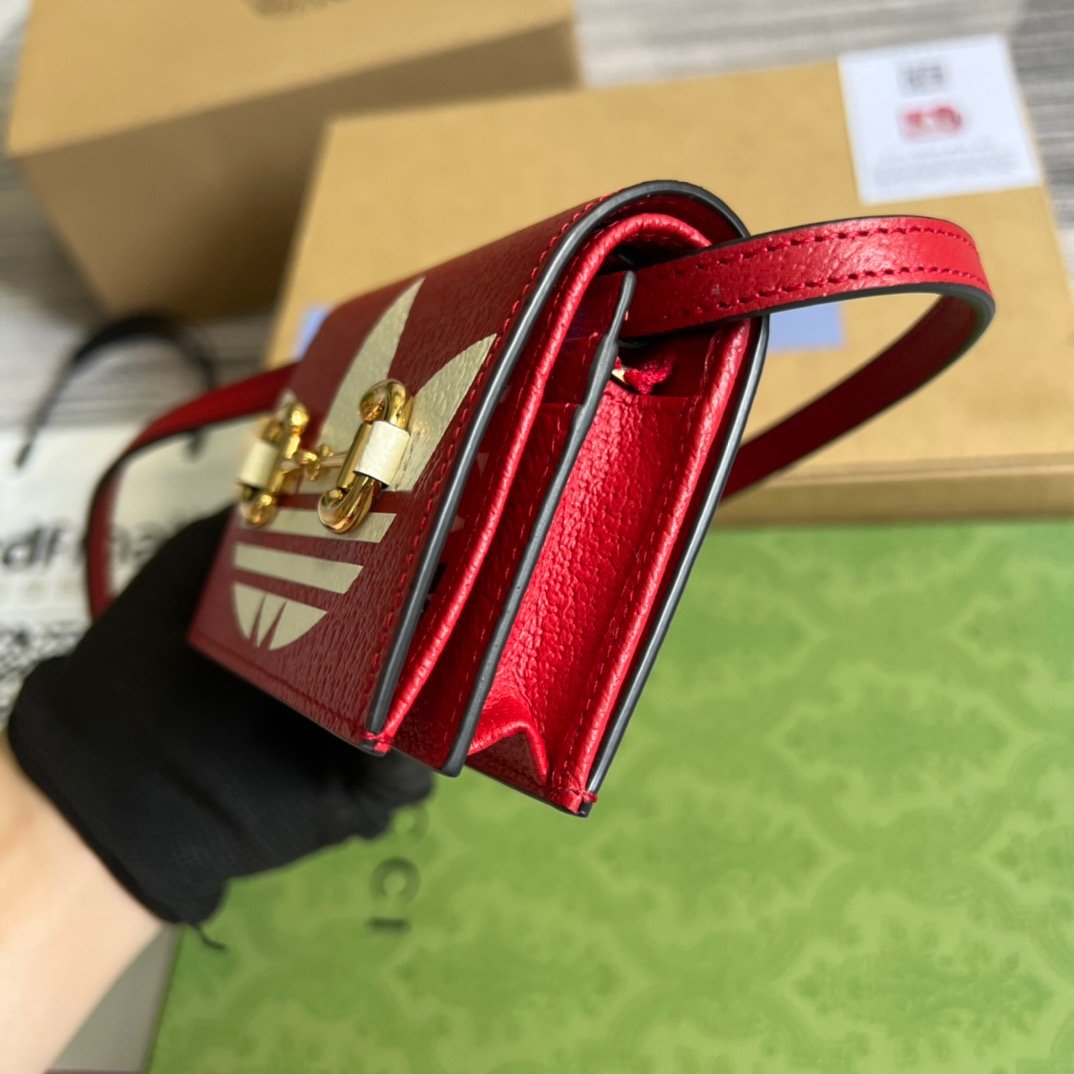 gg x Adidas Card Case With Horsebit Red For Women, Women’s Bags 4in/11cm gg‎