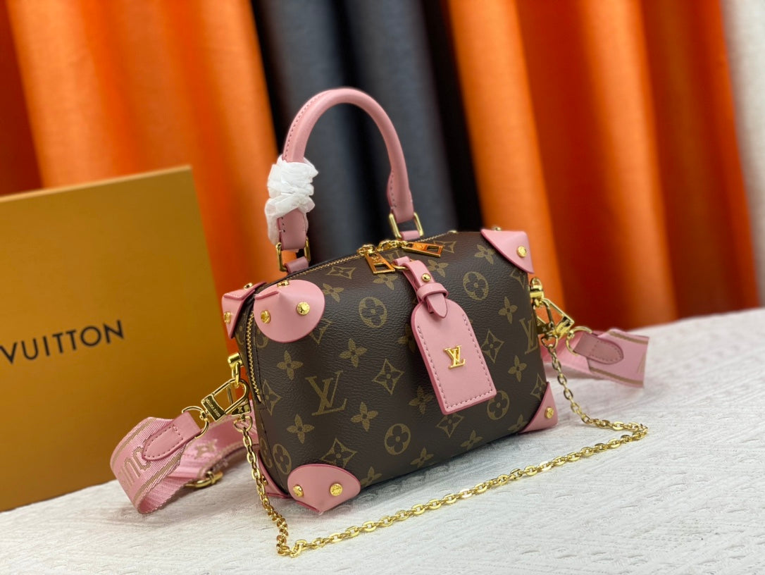 EN - New 1:1 rep  Bags LUV 661