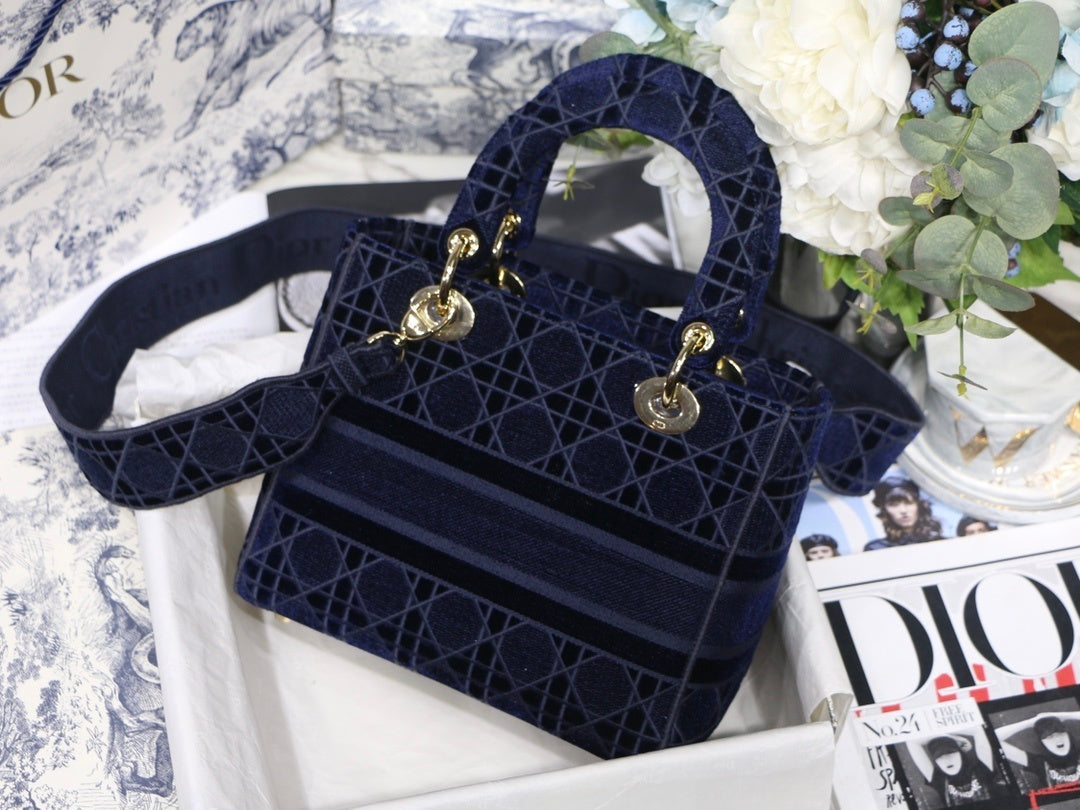 Top Quality MeTop Qualityum Lady D-Lite Bag Blue For Women 9.5in/24cm CD M0565OROC