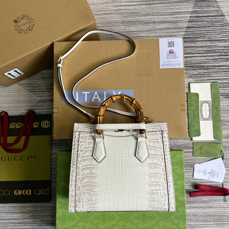 Top Quality -  Bags - 1498