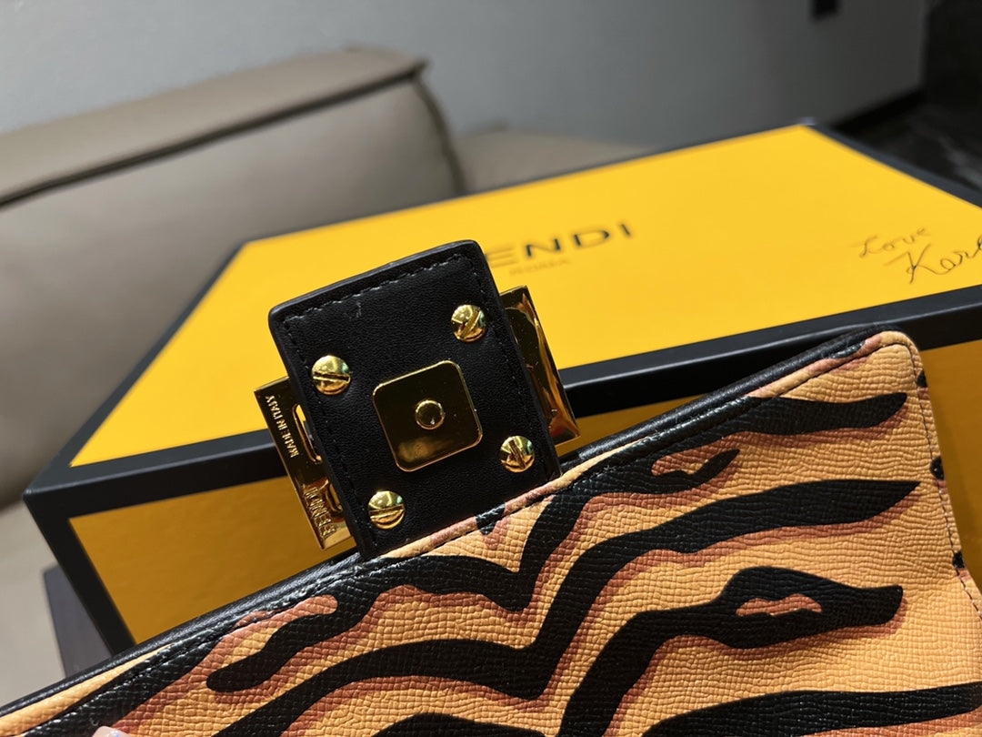 EN - New 1:1 rep  Bags FEI 251