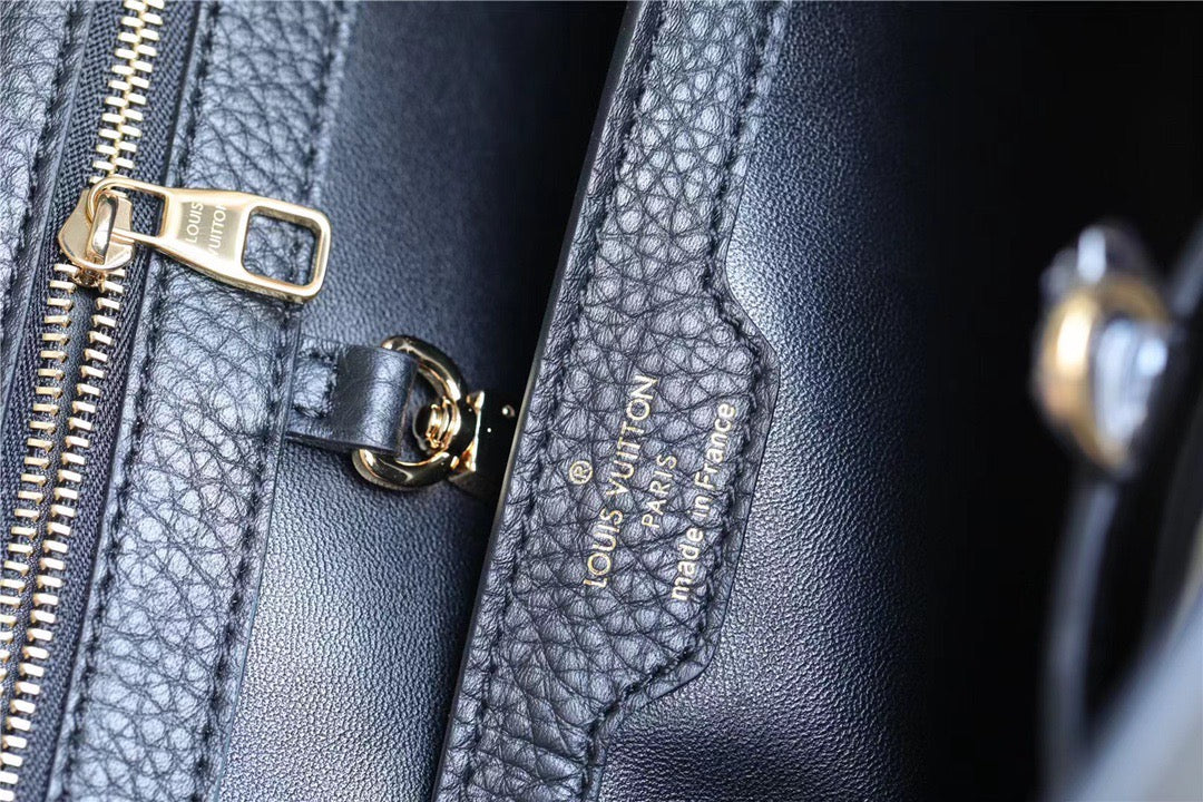 Top Quality Capucines MM Taurillon Black/ Blue For Women, Womens Bags, Shoulder And Crossbody Bags 12.4in/31.5cm Top Quality 