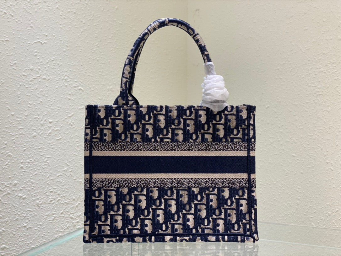 Top Quality Small Book Tote Blue, For Women, Womens Handbags 26.5cm/10.5in CD M1265ZRIW_M928