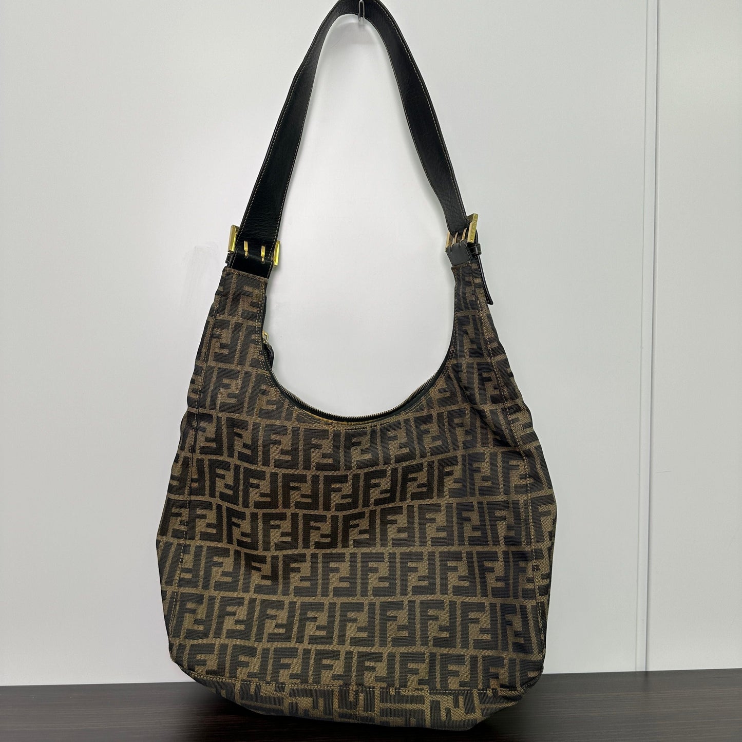 Fendi | Bags | Pre Loved Fendi Women White Handbags LB119381