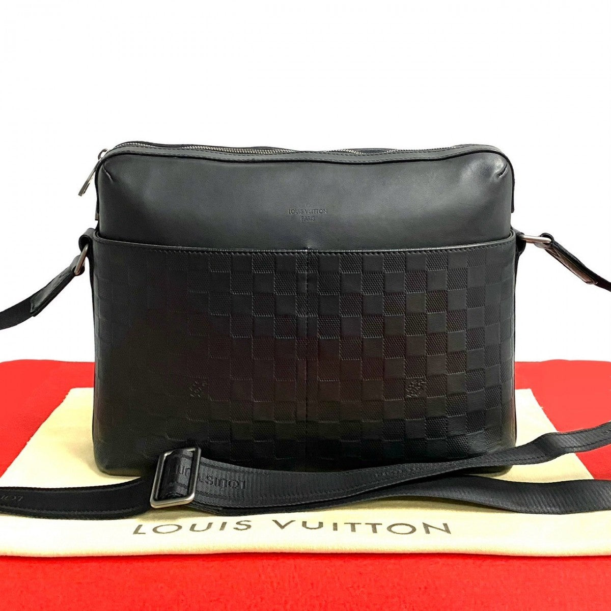 LOUIS VUITTON Shoulder Bag N41201 leather black Damier Anfini Calypso MM mens