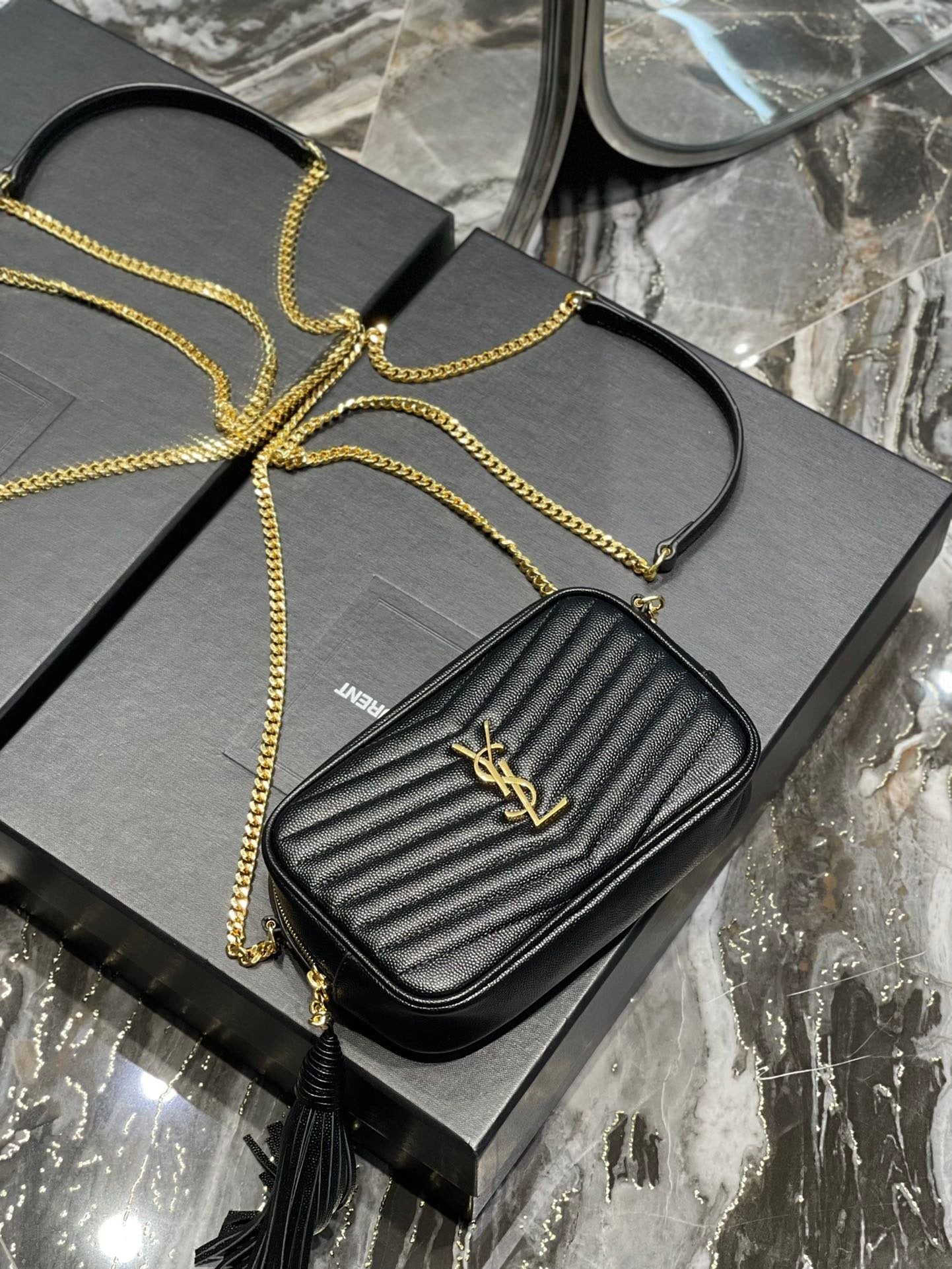 YSSL Lou Mini Bag Black In Quilted Grain De Poudre With Gold Hardware For Women 7in/19cm YSl 6125791GF011000
