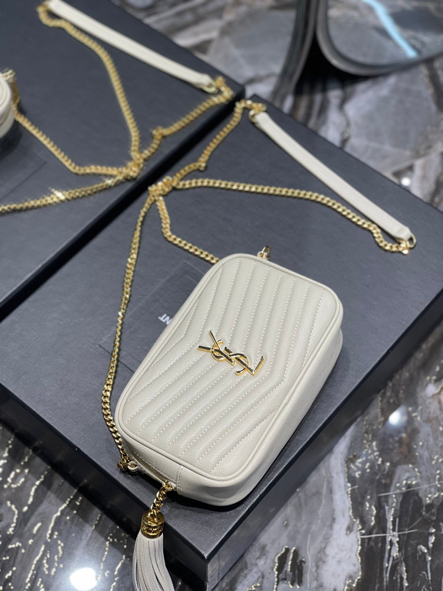 YSSL Lou Mini Bag White In Quilted Grain De Poudre With Gold Hardware For Women 7in/19cm YSl 6125791GF019207