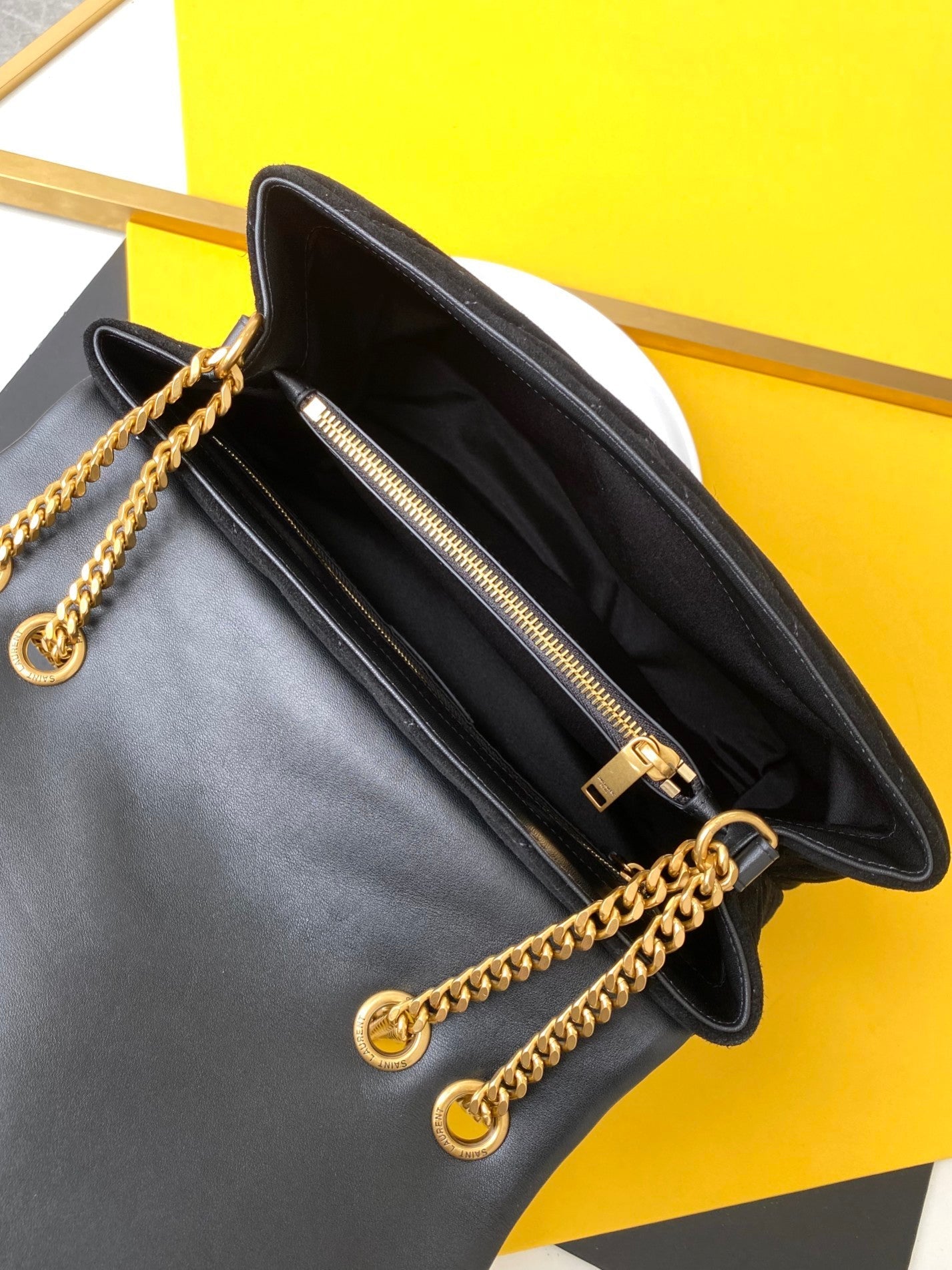 Top Quality Loulou MeTop Qualityum Chain Bag In Matelasse "Y" Black With Gold Hardware For Women 12.5in/32cm YSL 5749461U8671000