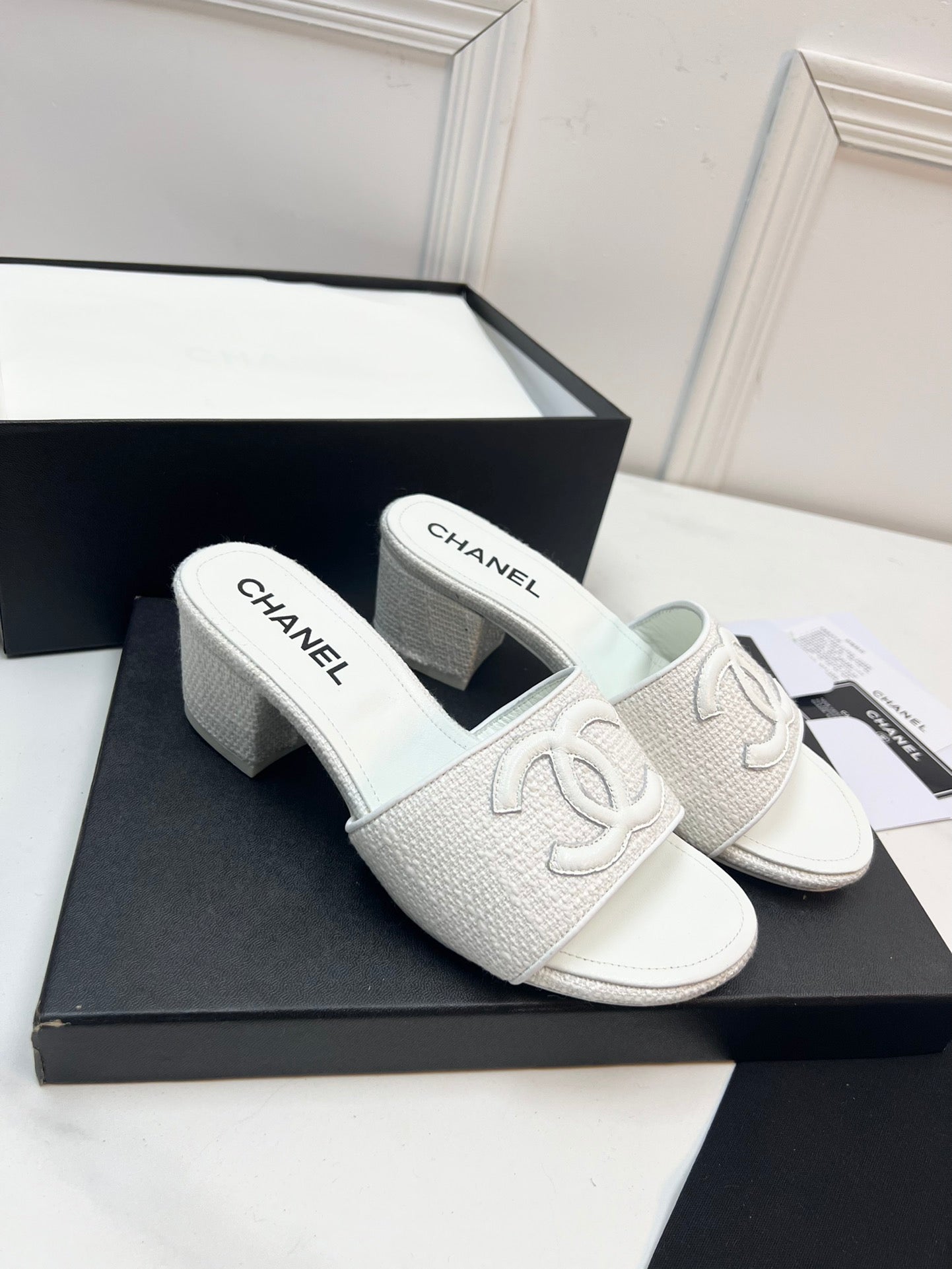 New 1:1 rep CHL High Heel Shoes 059
