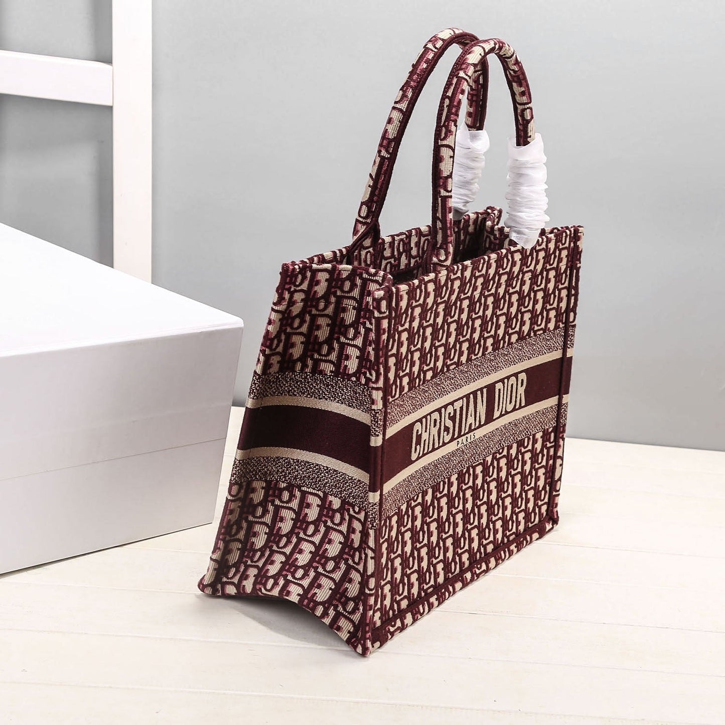 Top Quality MeTop Qualityum Book Tote Red, For Women, Womens Handbags 14in/36cm CD