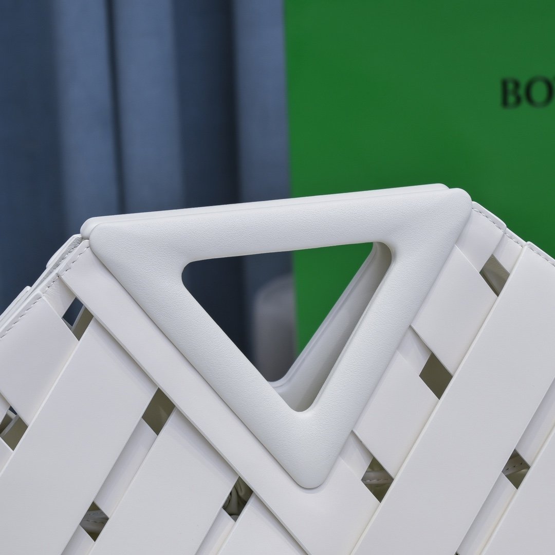 Top Quality Point White, For Women, Bags 9.8in/25cm