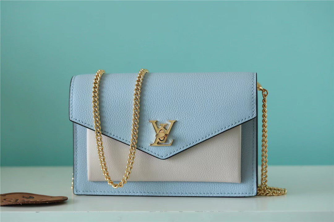 Top Quality Mylockme Chain Pochette Bleu Nuage Blue For Women,  Shoulder and Crossbody Bags 7.5in/19cm Top Quality M81436