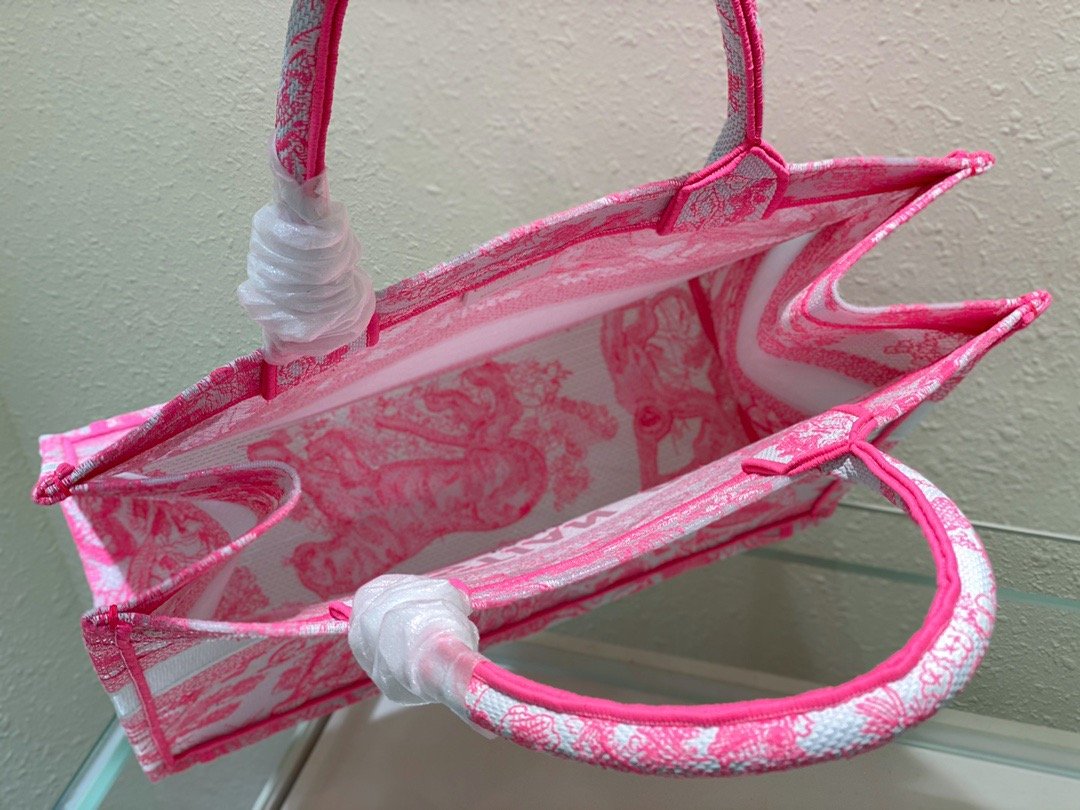 Top Quality MeTop Qualityum Book Tote Pink, For Women, Womens Handbags 14in/36cm CD M1296ZROC_M956