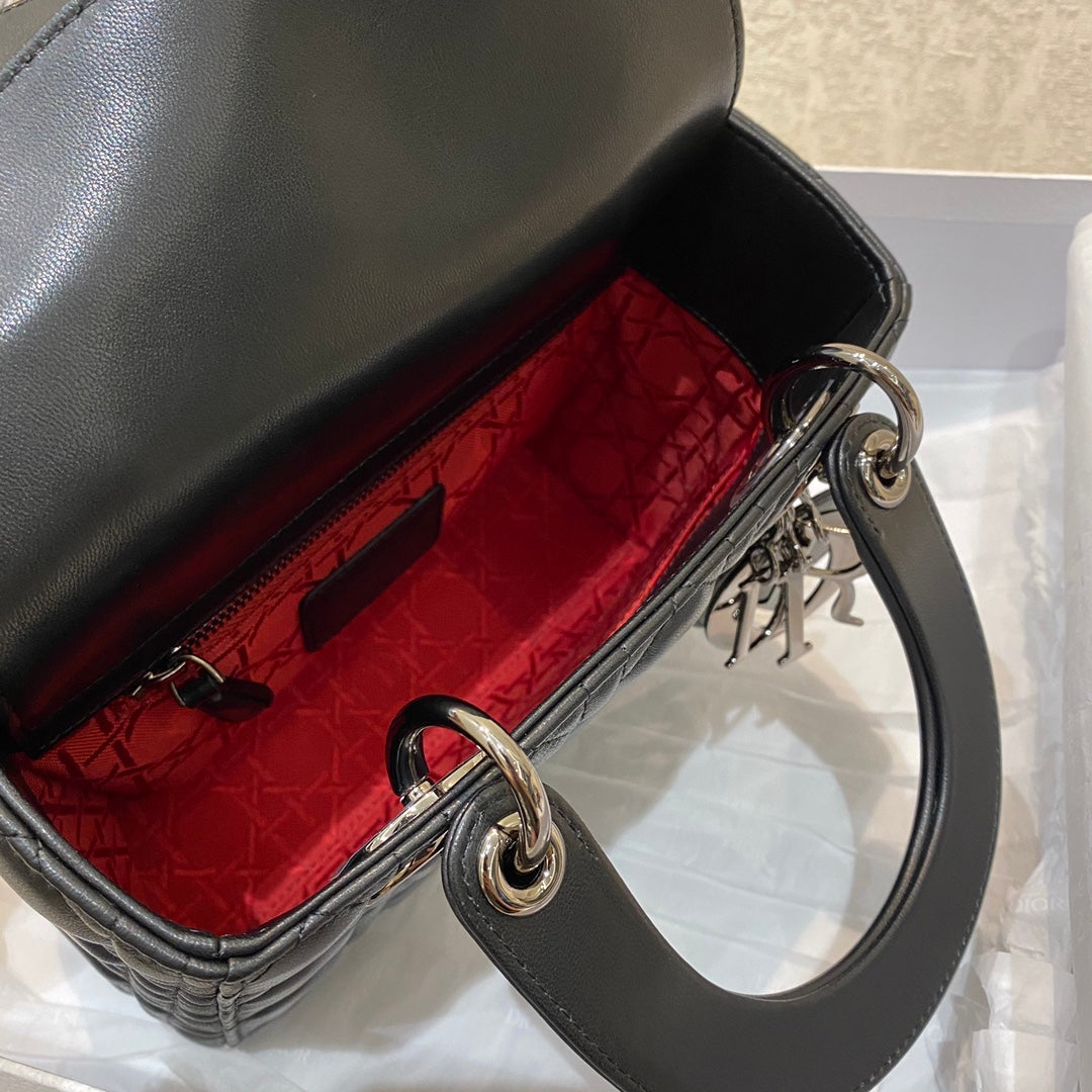 Top Quality Small Lady Bag Silver Hardware, Black, For Women Womens Handbags, Crossbody Bags, 20cm CD