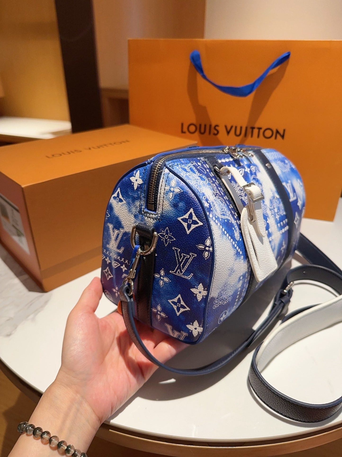 New 1:1 rep Lux Bags LUV 898