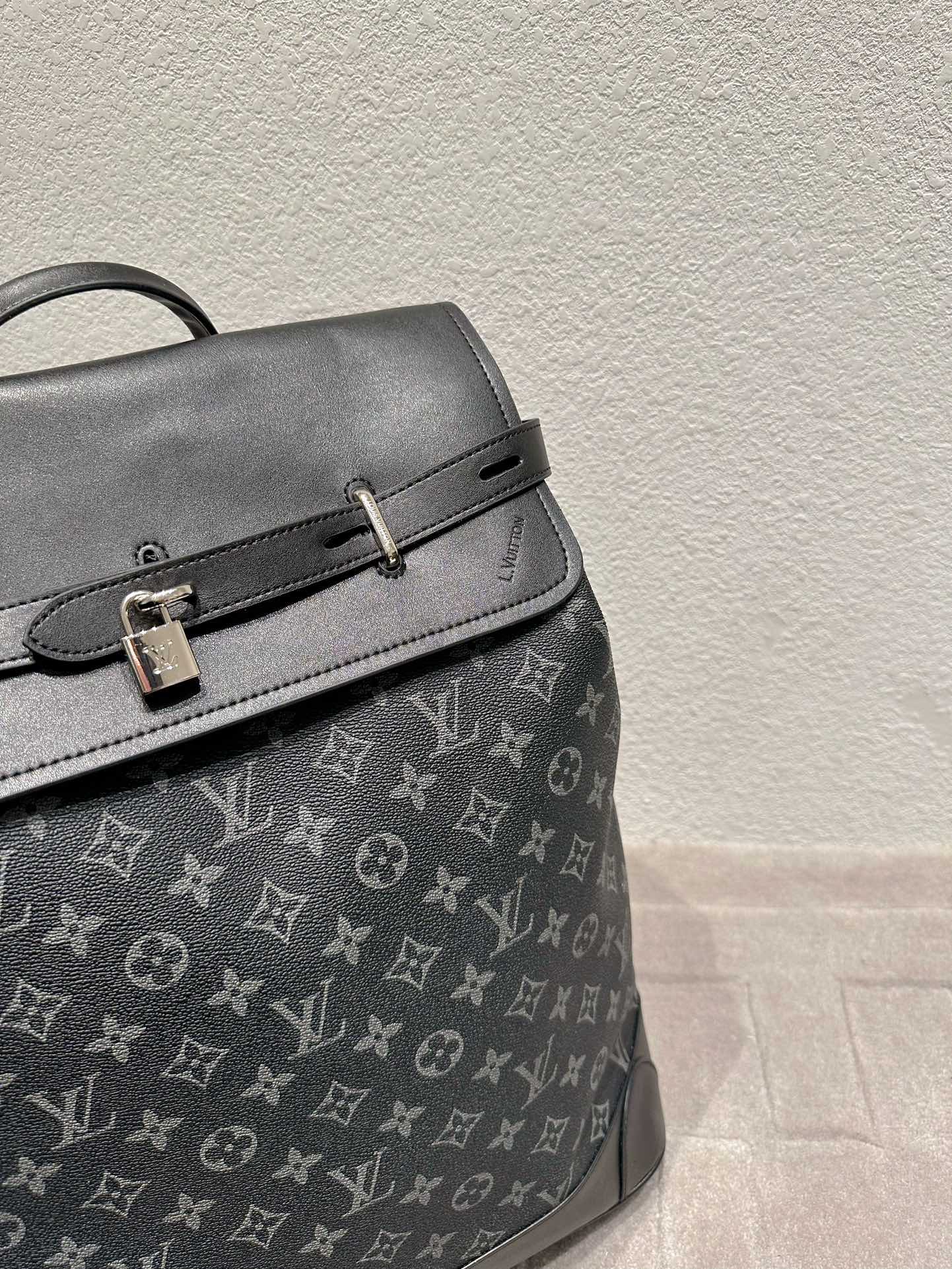 EN - New 1:1 rep  Bags LUV 664