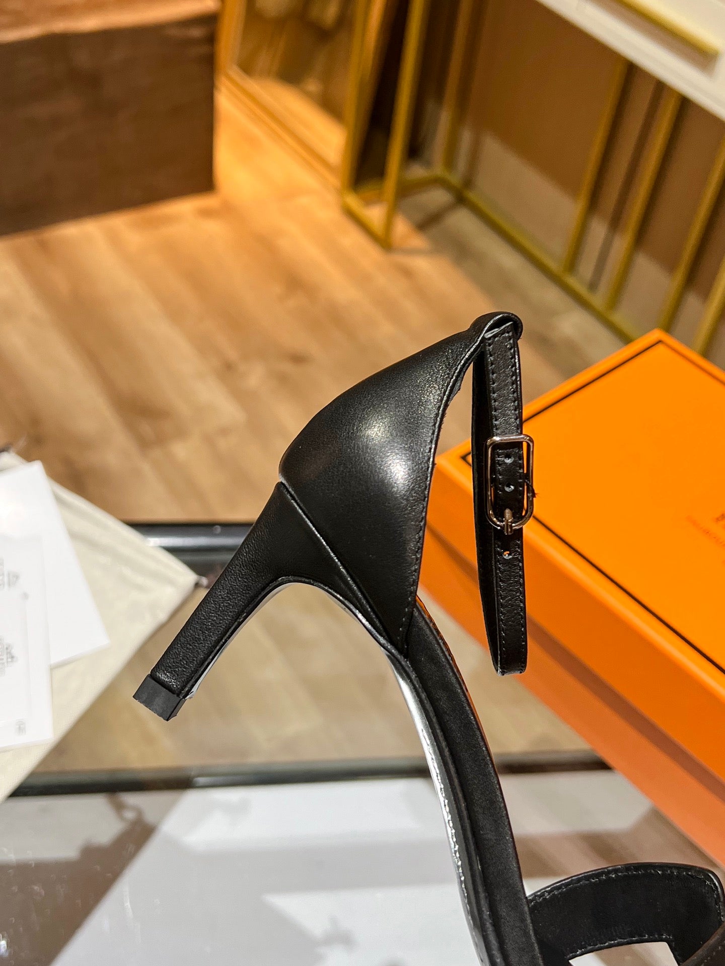 New 1:1 rep HM HIGH HEELS 039