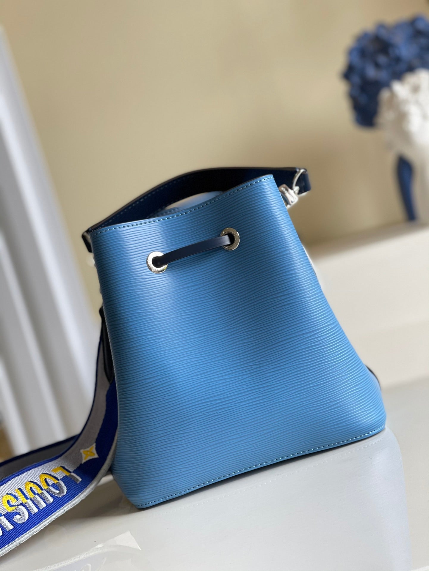 Top Quality NeoNoe BB Bucket Bag Bleuet Blue For Women,  Shoulder And Crossbody Bags 7.9in/20cm Top Quality M57691