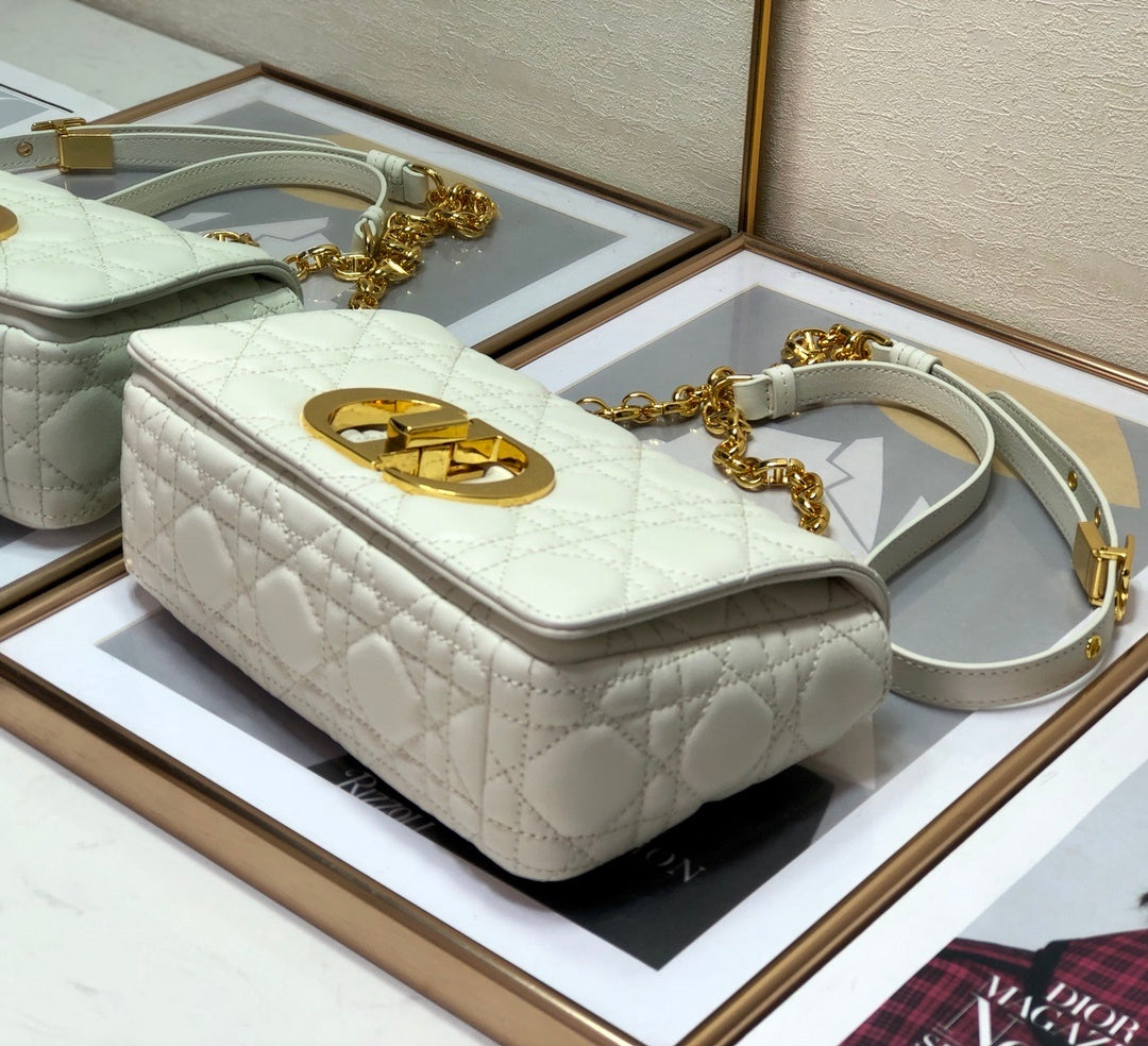 Top Quality Small Caro Bag, White, For Women Womens Handbags, Shoulder Bags, Crossbody Bags, 20cm CD M9241UWHC_M35U