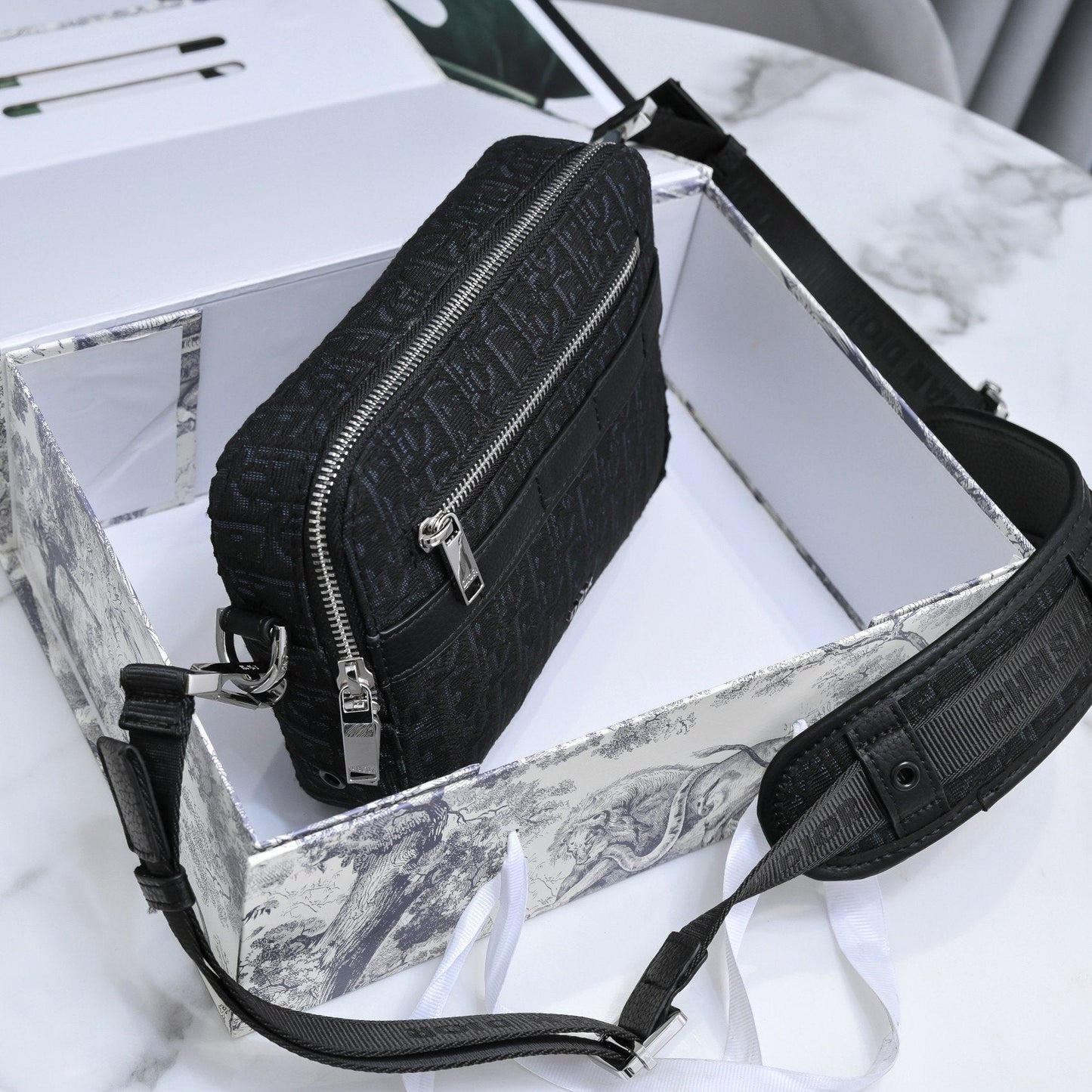 EN - New 1:1 rep  Bags DIR 259