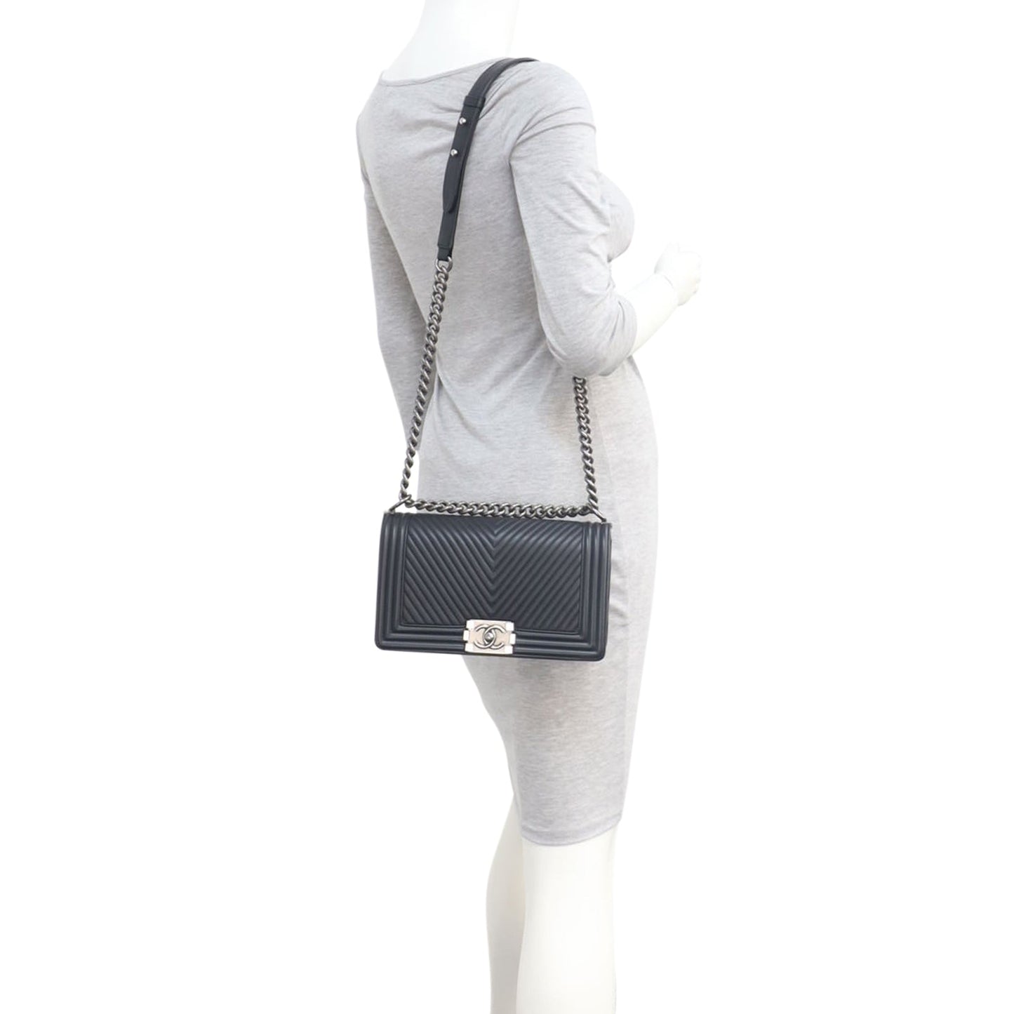 Chanel Boy Old Medium | Black Chevron